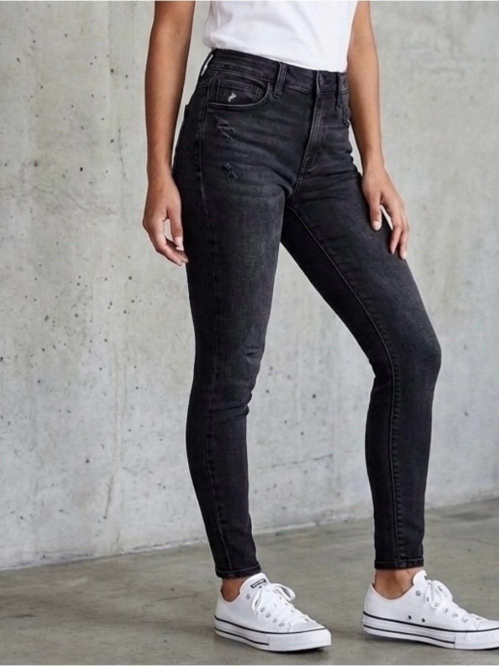 American Eagle next level stretch black jeans. Size 4